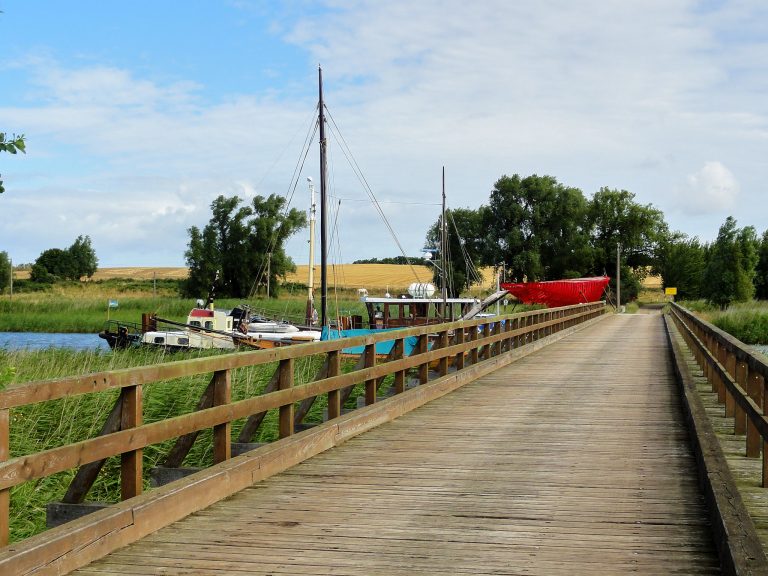 Brücke zur Halbinsel Liddow